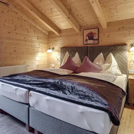 בקתה Almdorf Zillertal, פוגן