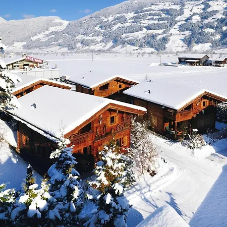Almdorf Zillertal, 샬레 푸겐